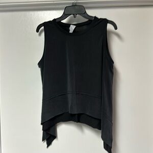 Large flowy tank. Ododos brand